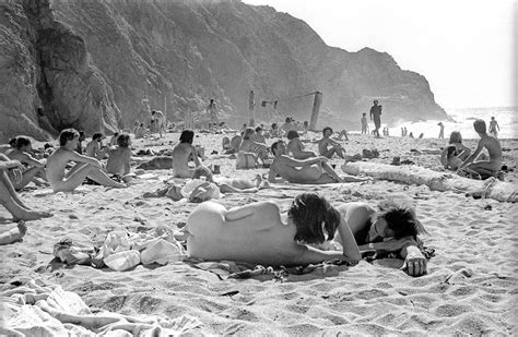 vintage nudists teens|25 Pictures That Show Just How Far Out Beach Life Was In '70s.